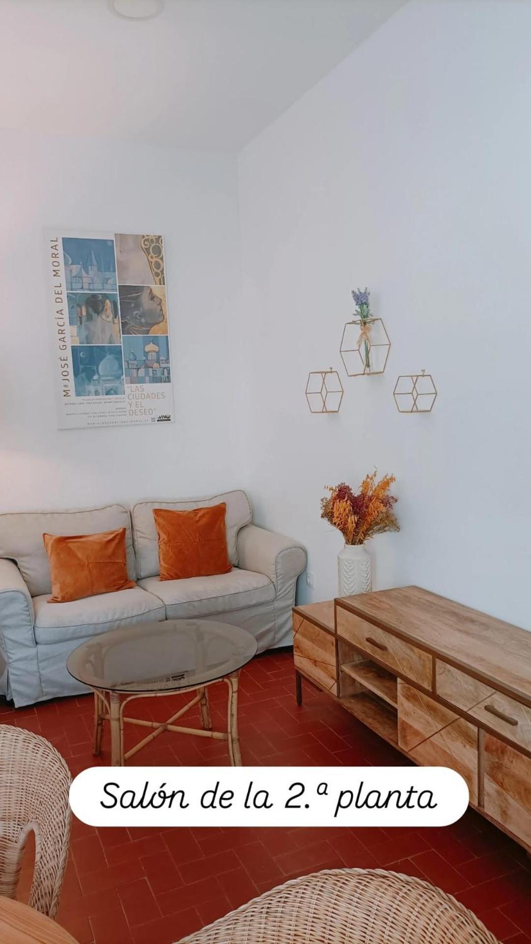 Apartamentos En La Plaza Dona Elvira, 7 Seville Ngoại thất bức ảnh