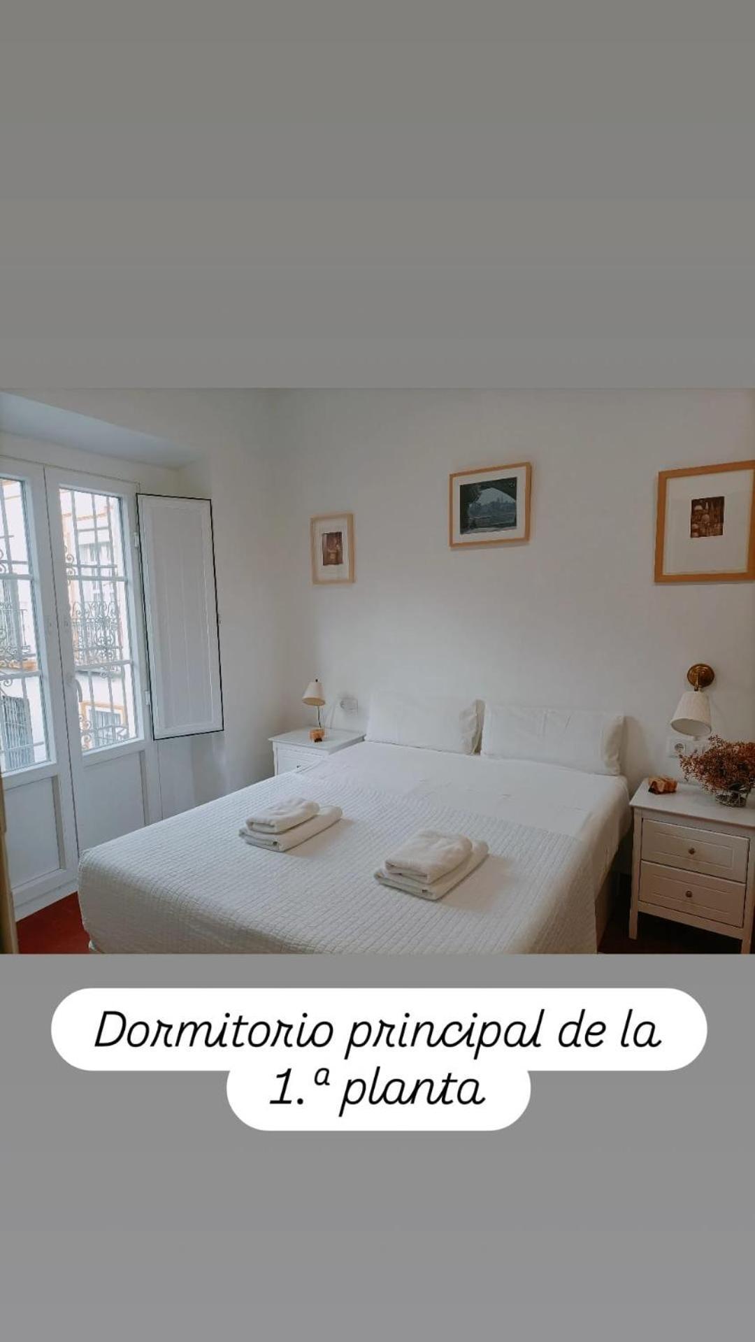 Apartamentos En La Plaza Dona Elvira, 7 Seville Ngoại thất bức ảnh