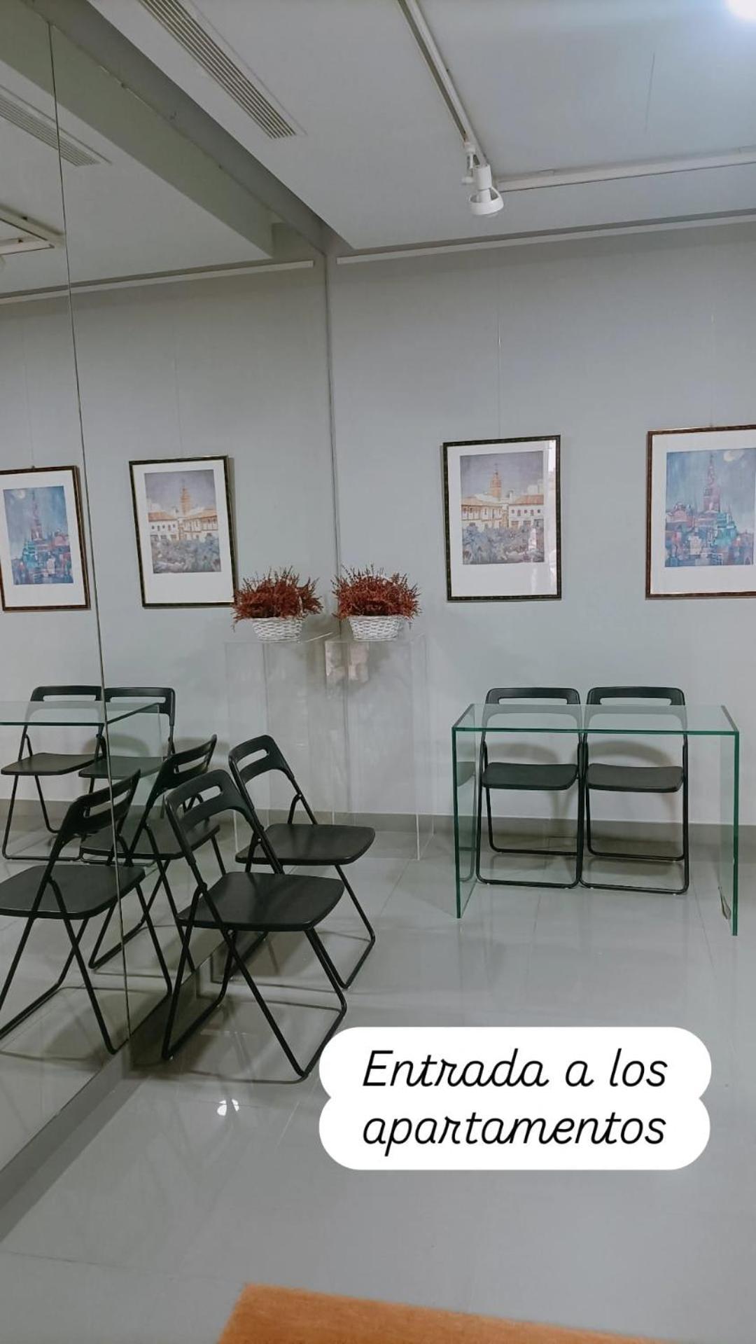 Apartamentos En La Plaza Dona Elvira, 7 Seville Ngoại thất bức ảnh