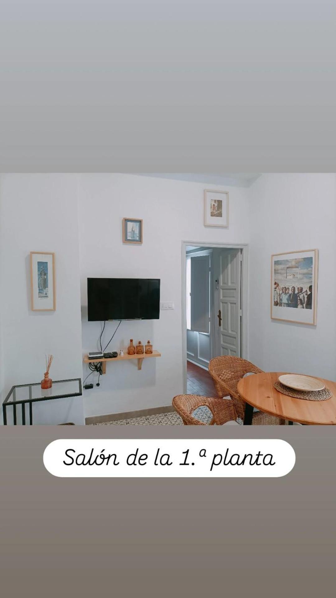 Apartamentos En La Plaza Dona Elvira, 7 Seville Ngoại thất bức ảnh